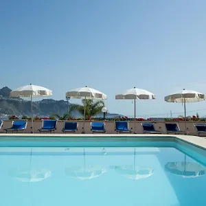 https://panoramic-taormina.sicilyhotelsitaly.net